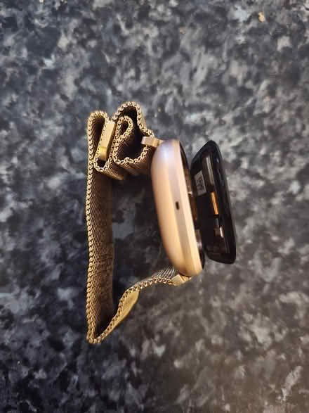 Photo of free Fit bit (IG6 3s) #3