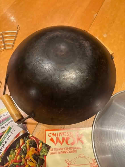 Photo of free Chinese wok + accessories (Aldcliffe LA1) #3