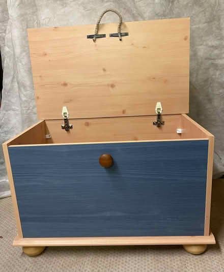 Photo of free Blue Wooden Storage Box (Wickford SS12) #2