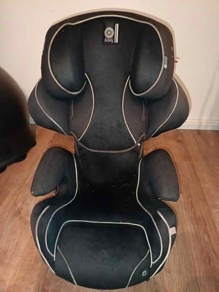 Photo of free Kids car seat (Hounslow) #2