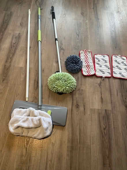 Photo of free Dry/Wet mops (Markham, ontario) #1