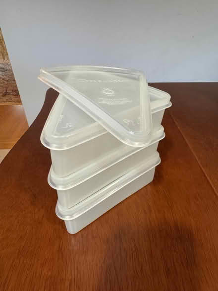 Photo of free Tupperware pie keepers (Swarthmore) #1