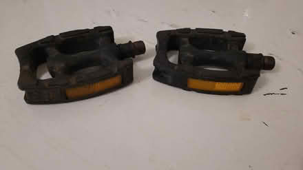 Photo of free Pair of bike pedals (chorley PR6) #1