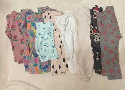 Photo of free Children clothes 2-3 Y (E17) #1