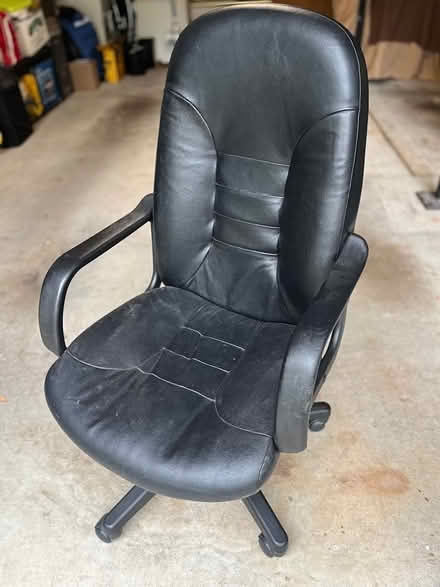 Photo of free Office chair (Los Gatos near downtown) #1