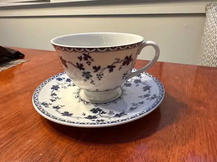Photo of free China tea cup and saucers (9) (San Anselmo) #1