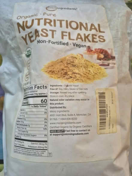 Photo of free Yeast flakes and wheatgrass powder (111 Centre st in Manhattan) #1