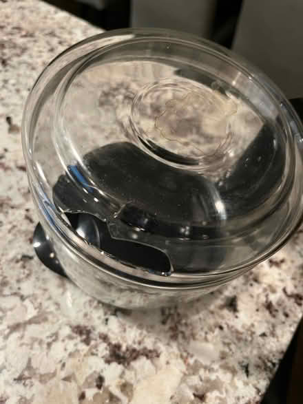 Photo of free 12-cup coffee maker; pot is broken (Westboro) #2