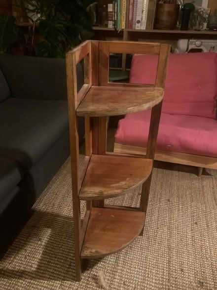 Photo of free Foldable shelf (Lower Clapton) #1