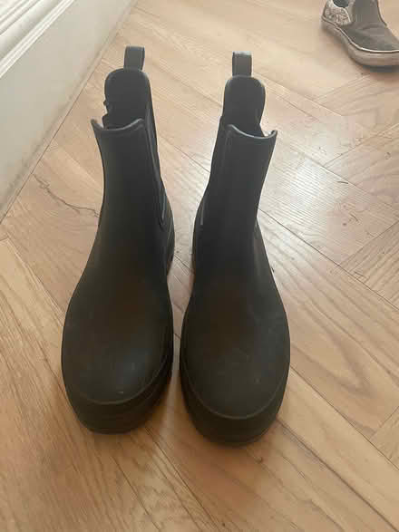 Photo of free Woman Black Size 5 Waterproof Shoes (Finchley Central, N3) #1