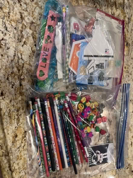 Photo of free Random school/art supplies (Lee Chapel & Ffx Co Pkwy) #1