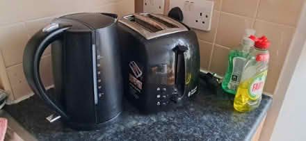 Photo of free Black Kettle and Black Toaster (Harringay N8) #1
