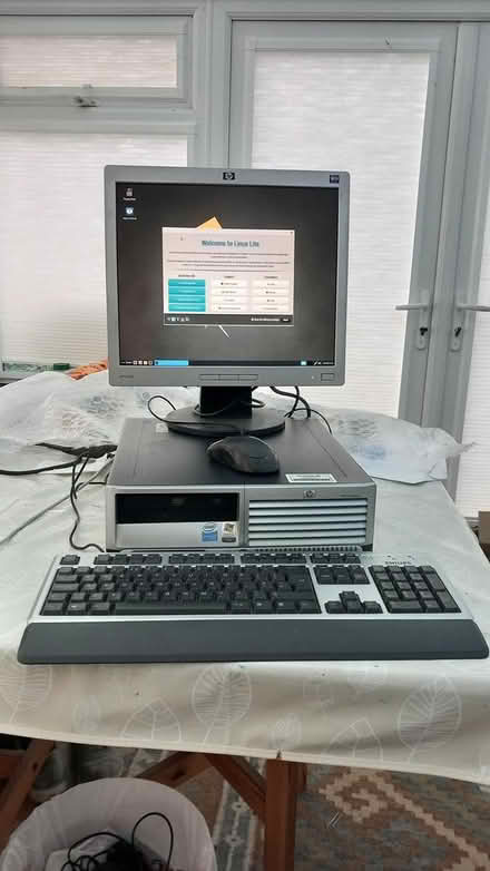 Photo of free PC, monitor, keyboard & mouse (Heybridge CM9) #1