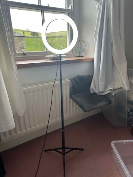 Photo of free Ring light (Nateby CA17) #1