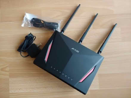 Photo of free Asus wifi router (Eglinton-Lawrence) #1