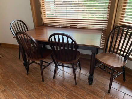 Photo of free Rectangular table (Near Halloway in Big bear lake) #1