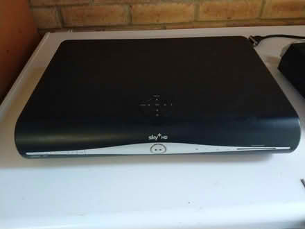 Photo of free Sky box (The Reddings) #1