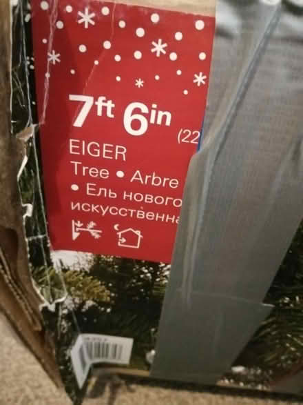 Photo of free Xmas tree (B71 westbrom) #2