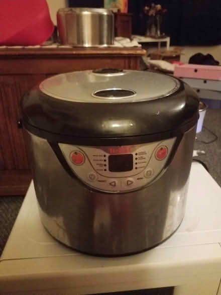 Photo of free rice cooker/slow cooker (G20 Glasgow Maryhill) #1