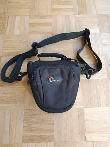 Photo of free Lowepro Camera bag (Finchampstead RG40) #1