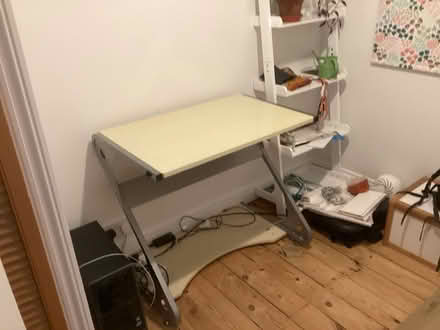 Photo of free Desk (New Hinksey OX1) #3