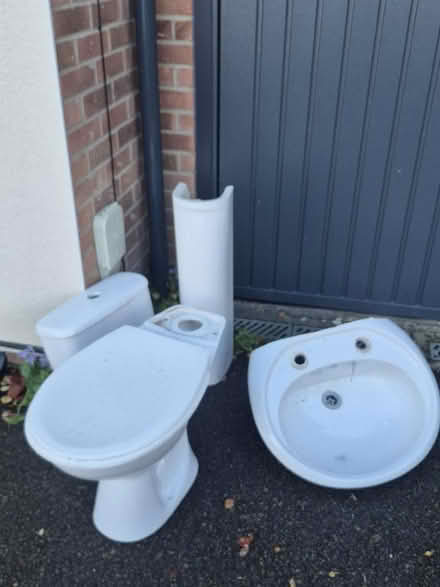 Photo of free Sink, pedestal & toilet (Dursley GL11) #1