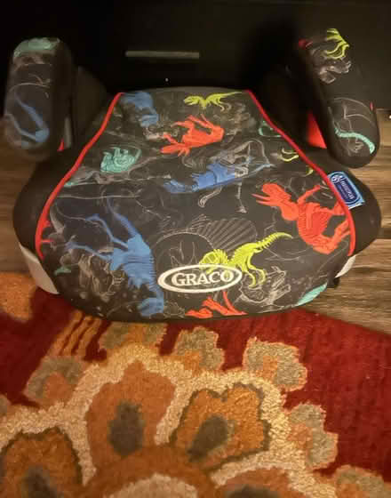 Photo of free Kids car seat (Near Addison Road) #1