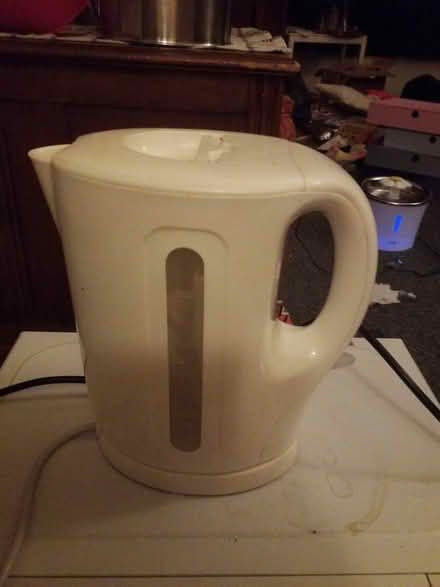 Photo of free kettle (G20 Glasgow Maryhill) #1