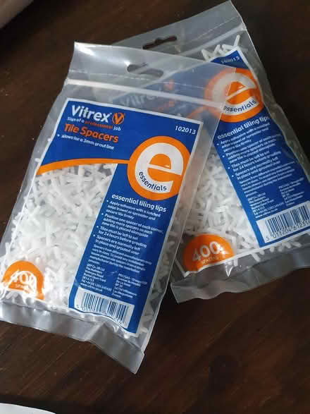 Photo of free 2 bags of tile spacers (Aldershot GU12) #1