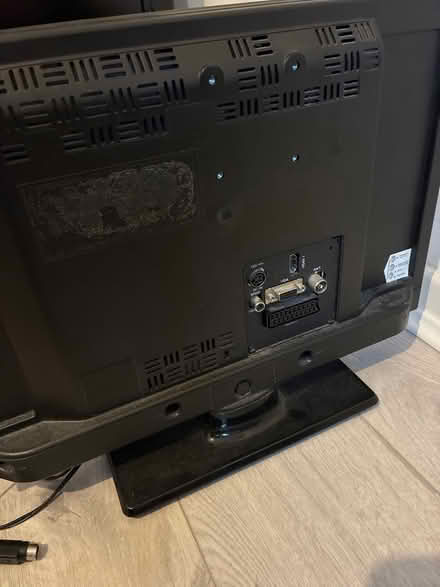 Photo of free 18” Luxor TV (M23) #3