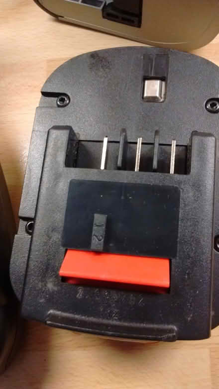 Photo of charger for Black & Decker cordless drill (Shutford OX15) #3