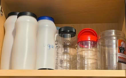 Photo of free metal lids and containers with lids (Dayton's Bluff) #3