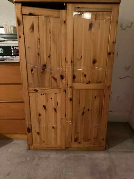 Photo of free Small wardrobe (Norbury SW16) #1