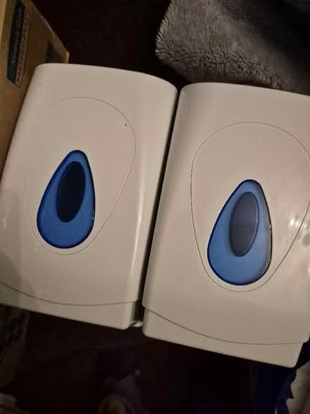 Photo of free Toilet tissue dispensers (Hollinswood TF3) #1