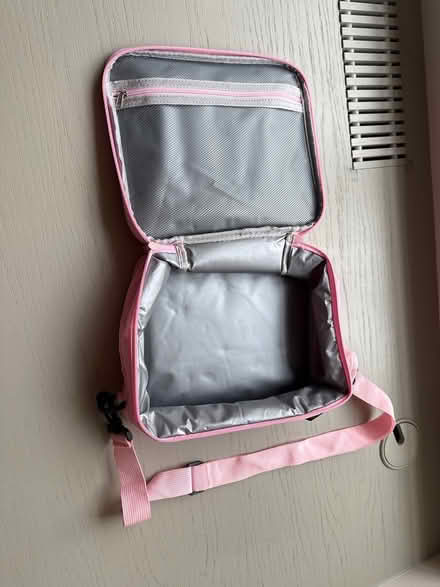 Photo of free Girls insulated lunch box (Chelsea Green SW3) #2