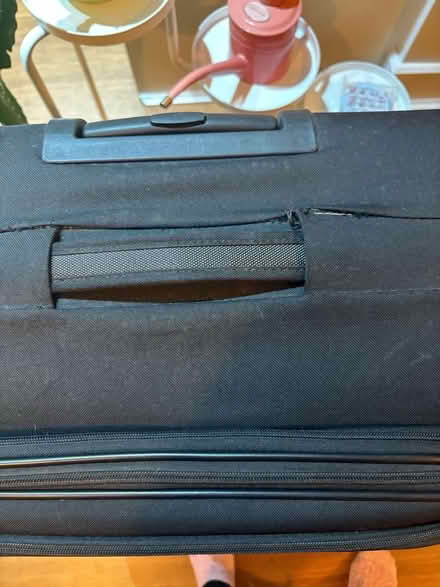 Photo of free Old American Toursiter bag (AL1 st Albans station) #4