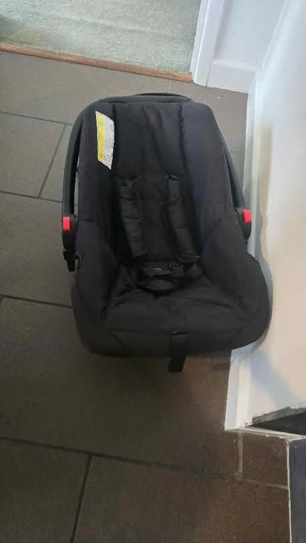 Photo of free Pram and car seat (Treliske TR1) #3