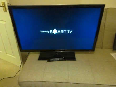 Photo of free Samsung 48 inch smart tv (Mickleover DE3) #1