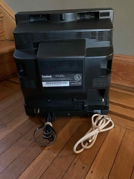 Photo of free Symphonic TV and VHS Combo (Mount Washington) #2