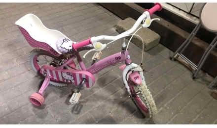 Photo of free Hello kitty bike 4-7 yrs (Cholsey OX10) #1
