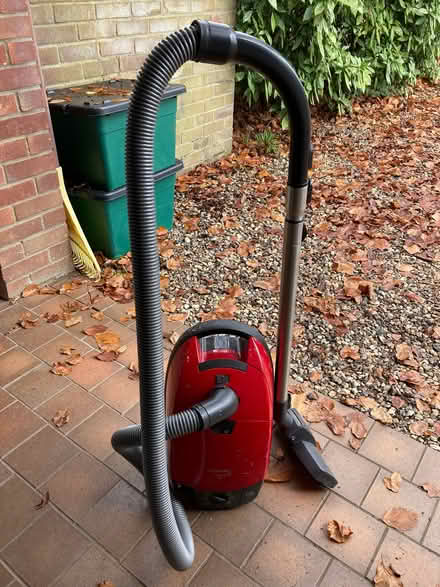 Photo of free cylinder hoover (Catton NR6) #1
