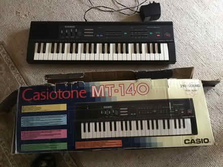 Photo of free Casiotone MT-140 keyboard (Tring HP23) #1
