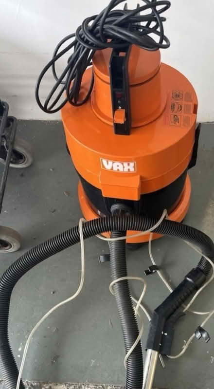 Photo of free Carpet cleaner (Drylaw EH4) #1