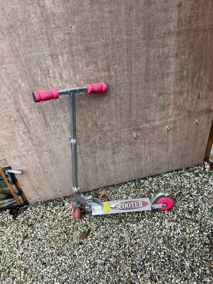 Photo of free Children’s scooter pink (Rayleigh SS6) #1