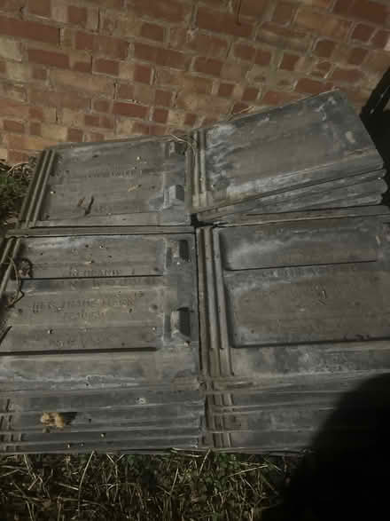 Photo of free Garage roof tiles (TW19) #2