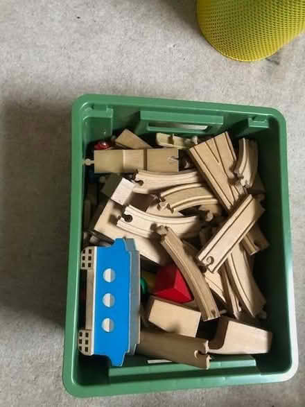 Photo of free box of brio railway (Gospel Oak NW5) #1