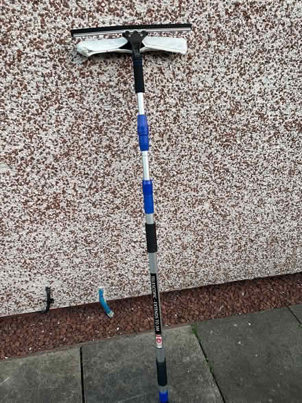 Photo of free Window cleaner (Craigour EH17) #1