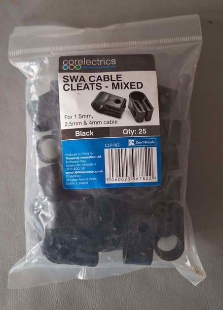 Photo of free Bag of cable cleats (Epping CM16) #1