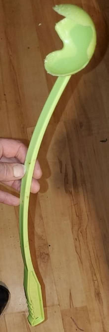 Photo of free Tennis ball throwing aid (Barnton CW8) #1