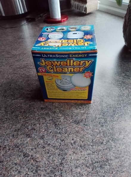 Photo of free Jewellery cleaner like ñew (Harnage SY5) #1